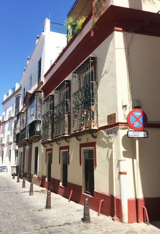 Imperial - Parking Gratis Leilighet Sevilla Eksteriør bilde