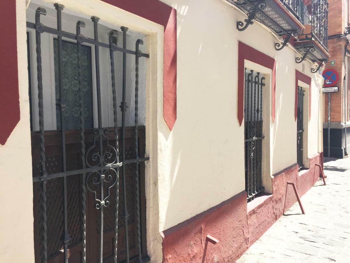 Imperial - Parking Gratis Leilighet Sevilla Eksteriør bilde