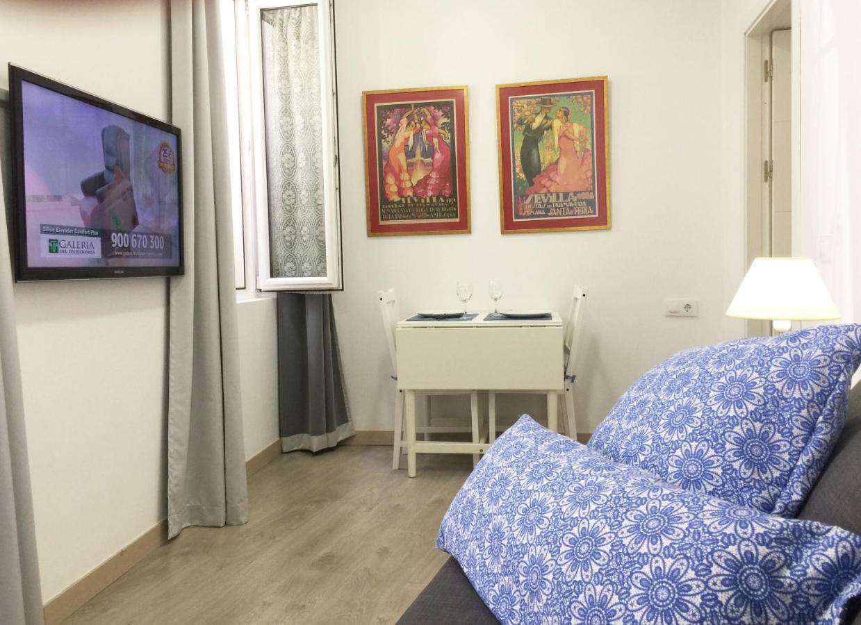 Imperial - Parking Gratis Leilighet Sevilla Eksteriør bilde